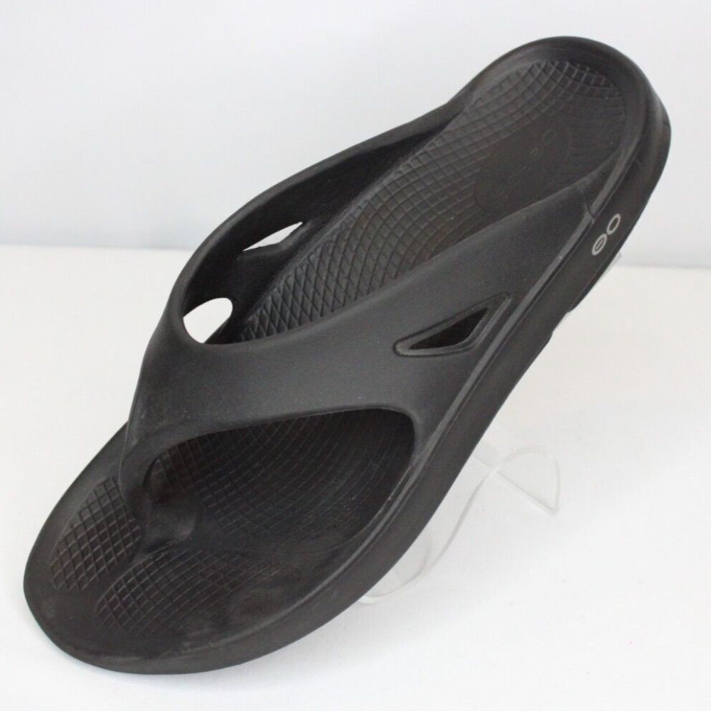 OOFOS Thong Flip Flop Sandals Black Recovery Cushion Comfort Men’s 5 Women’s 7